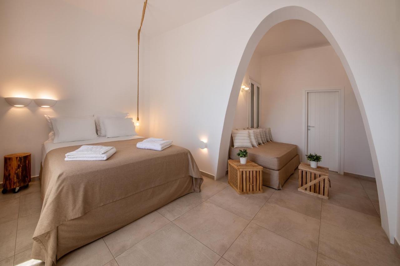 To Rantevou Tis Alykis Rooms & Apartments Kímolos Екстериор снимка