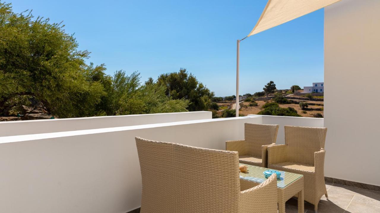 To Rantevou Tis Alykis Rooms & Apartments Kímolos Екстериор снимка
